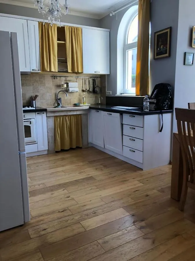 Villa Belgravia Пула
