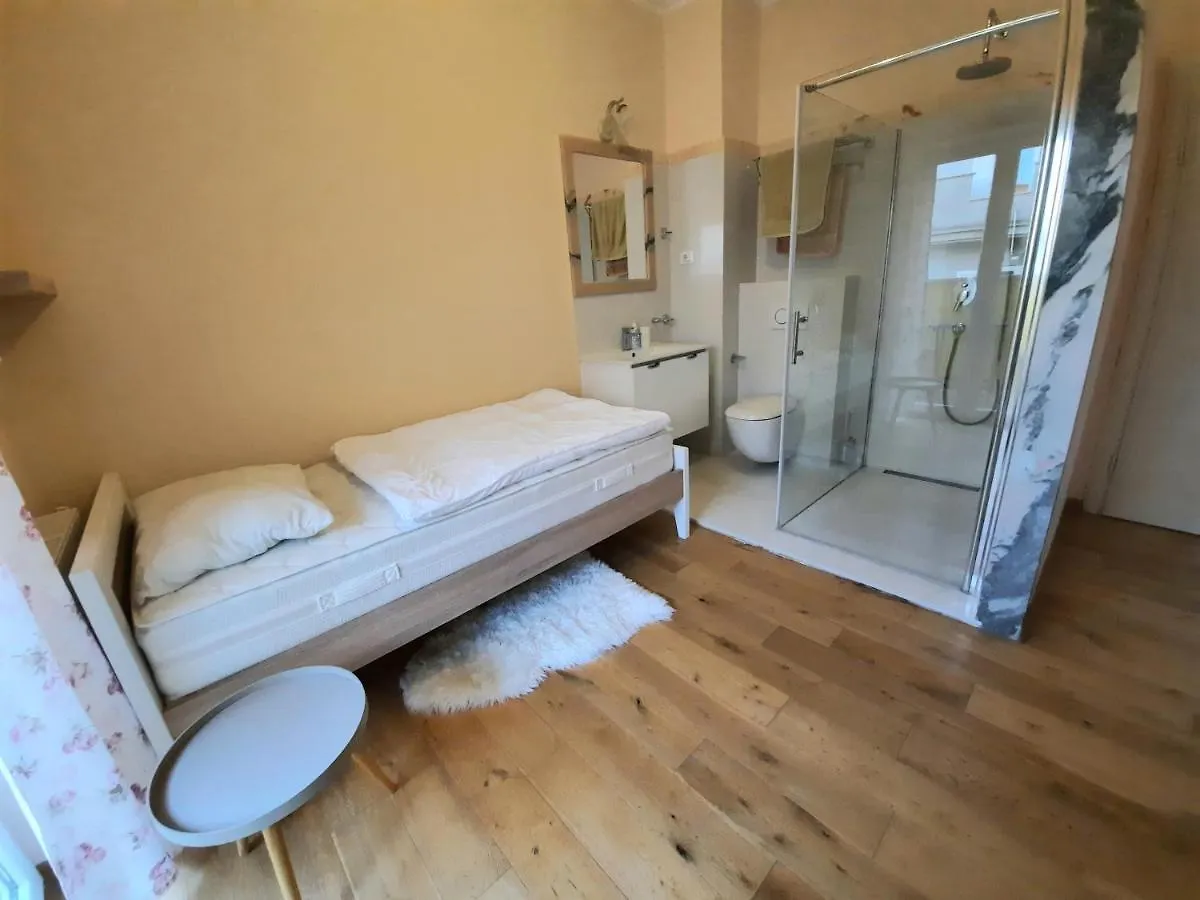 Villa Belgravia Пула